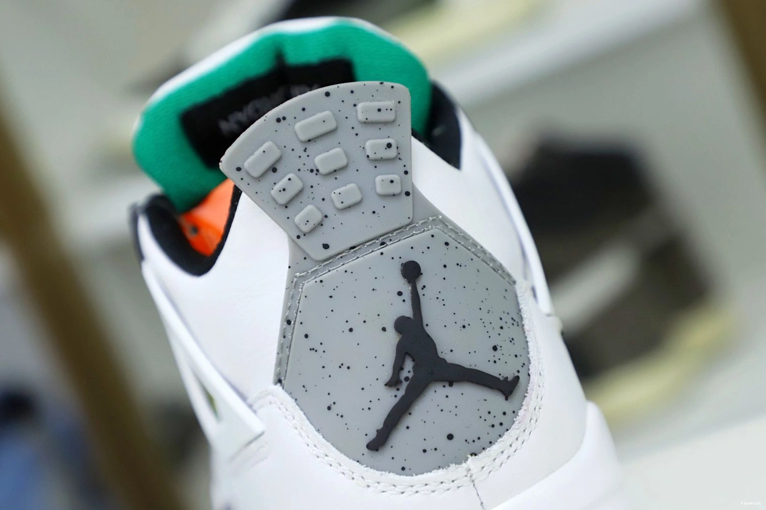 AIR RETRO 4 'RAST WMNS JORDAN 0219